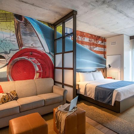 Hotel Indigo Tulsa Dwtn/Entertainment Area Ngoại thất bức ảnh